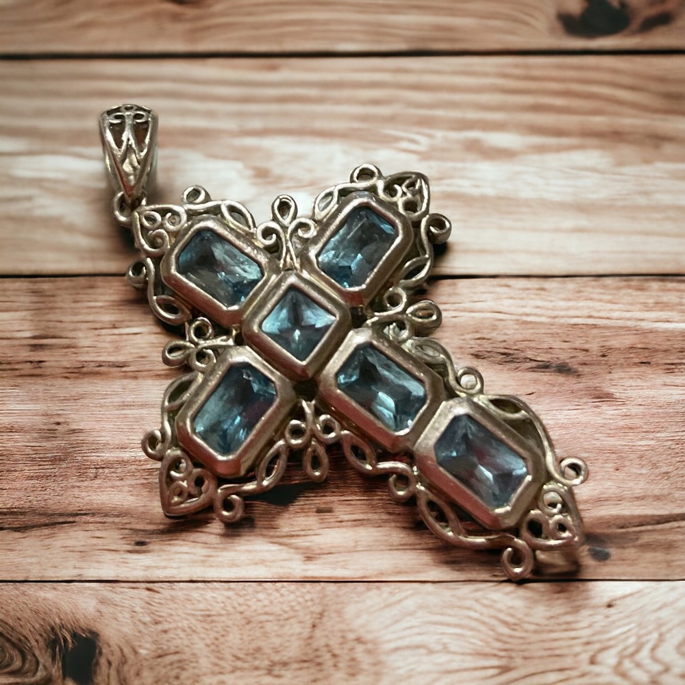 925 STAMP Silver Blue Topaz Cross Pendant - Picture 1 of 3